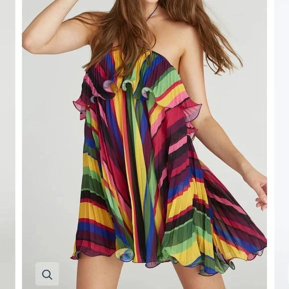 Amur Sevyn mini halter dress ๐ - Picture 3 of 13